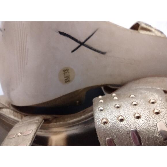 BCBGeneration Shoes Womens Size 8 Gold Strappy Platform Heel Sandals Party - Picture 5 of 8